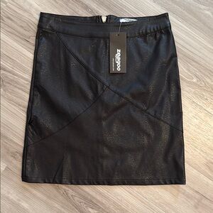 Black Faux Leather Mini Skirt by Zeagoo, Small